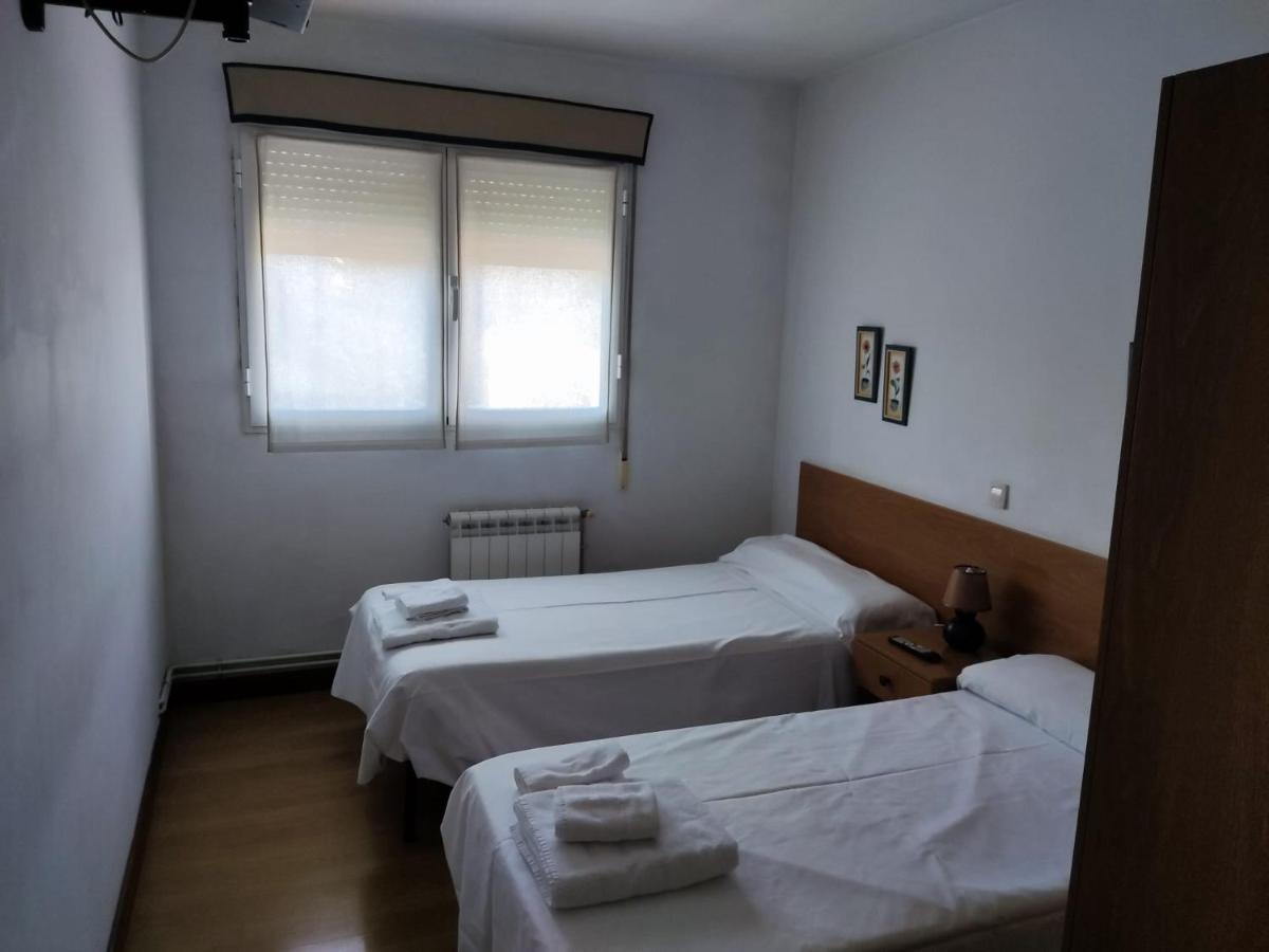 Pension Las Matillas Miranda de Ebro Esterno foto