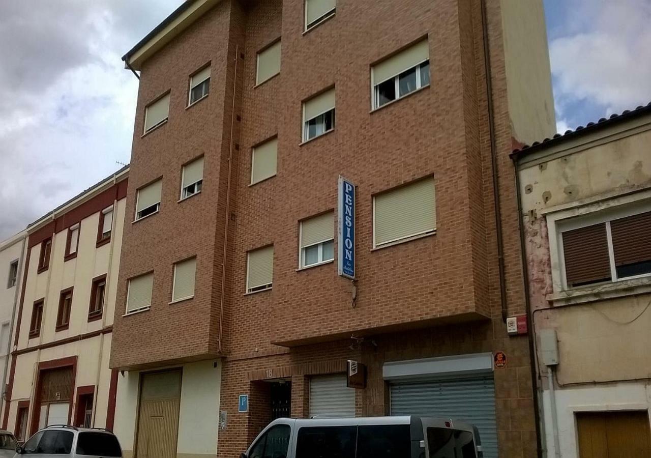 Pension Las Matillas Miranda de Ebro Esterno foto